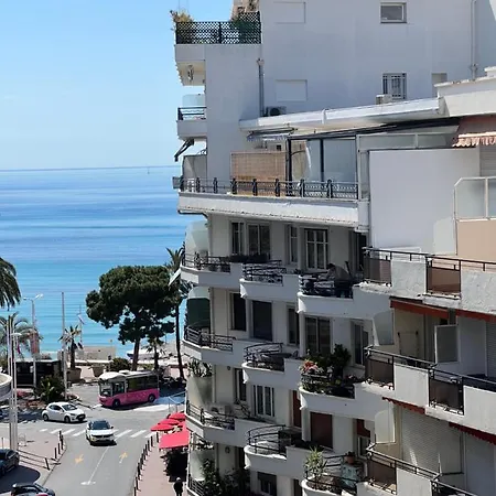 Cosy 2 Bedrooms Croisette Apartment